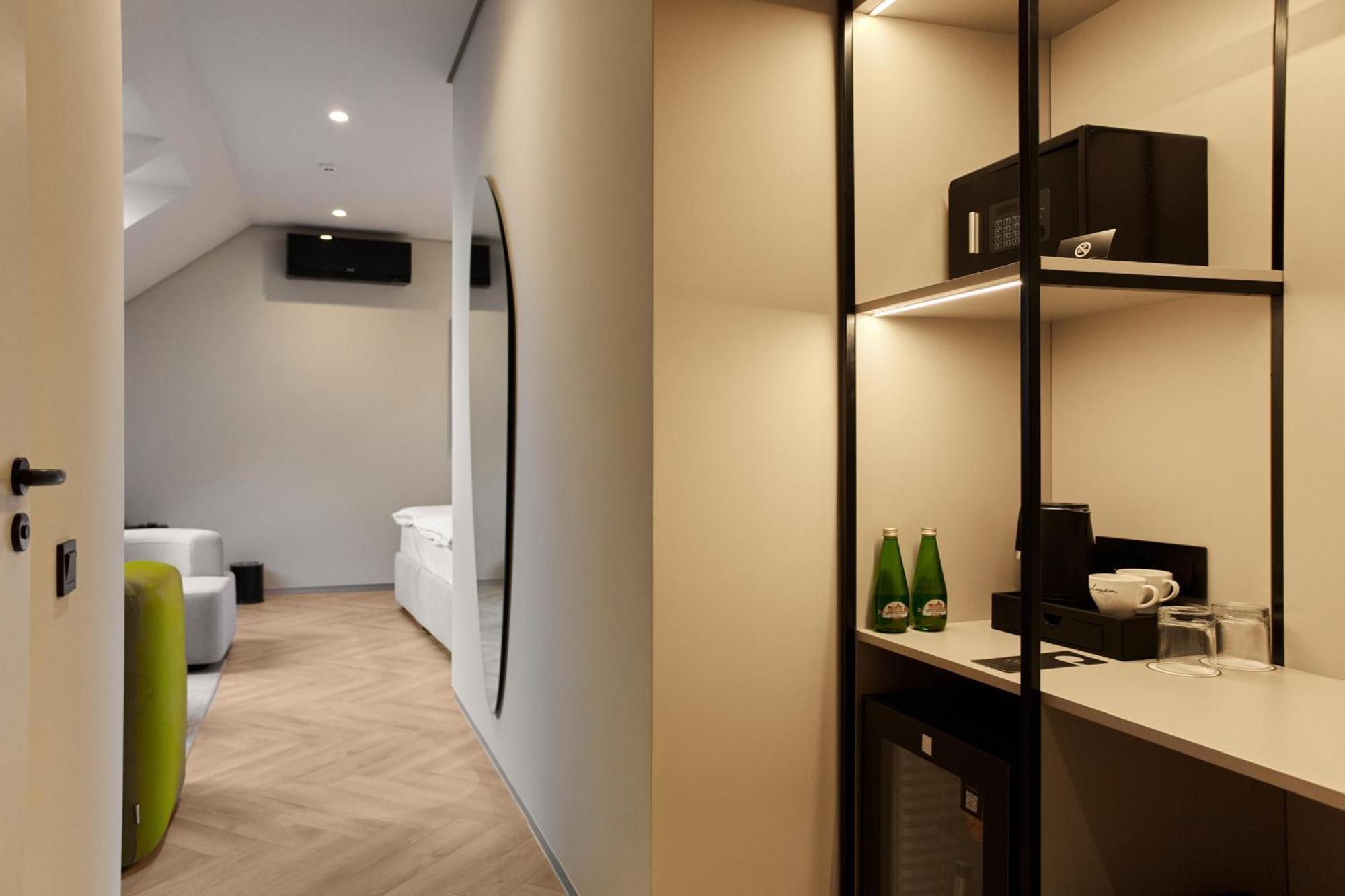 Hotel Laudon Ужгород Стая снимка