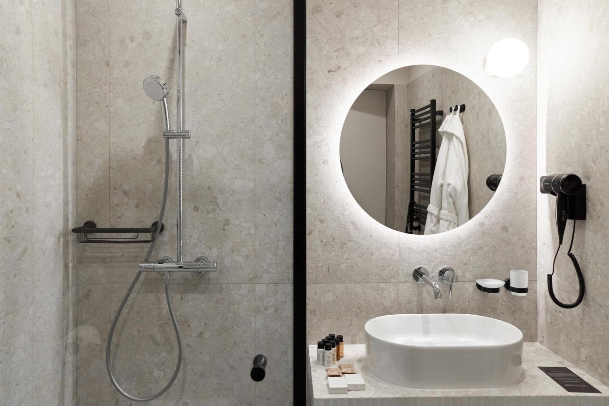 Hotel Laudon Ужгород Екстериор снимка